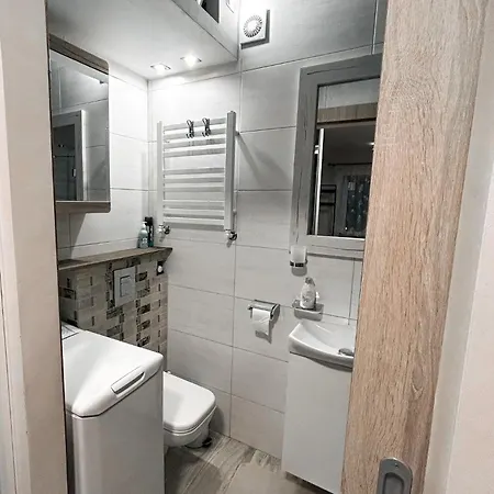 Apartman Nowoczesne Z Ogrodem I Parkingiem *