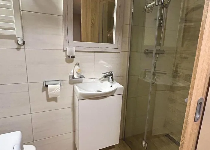 Nowoczesne Z Ogrodem I Parkingiem Διαμέρισμα *