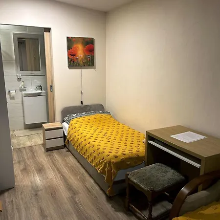 Nowoczesne Z Ogrodem I Parkingiem Apartmán